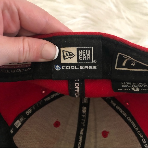 Philadelphia Phillies New Era Baseball Hat - Picture 4 of 7